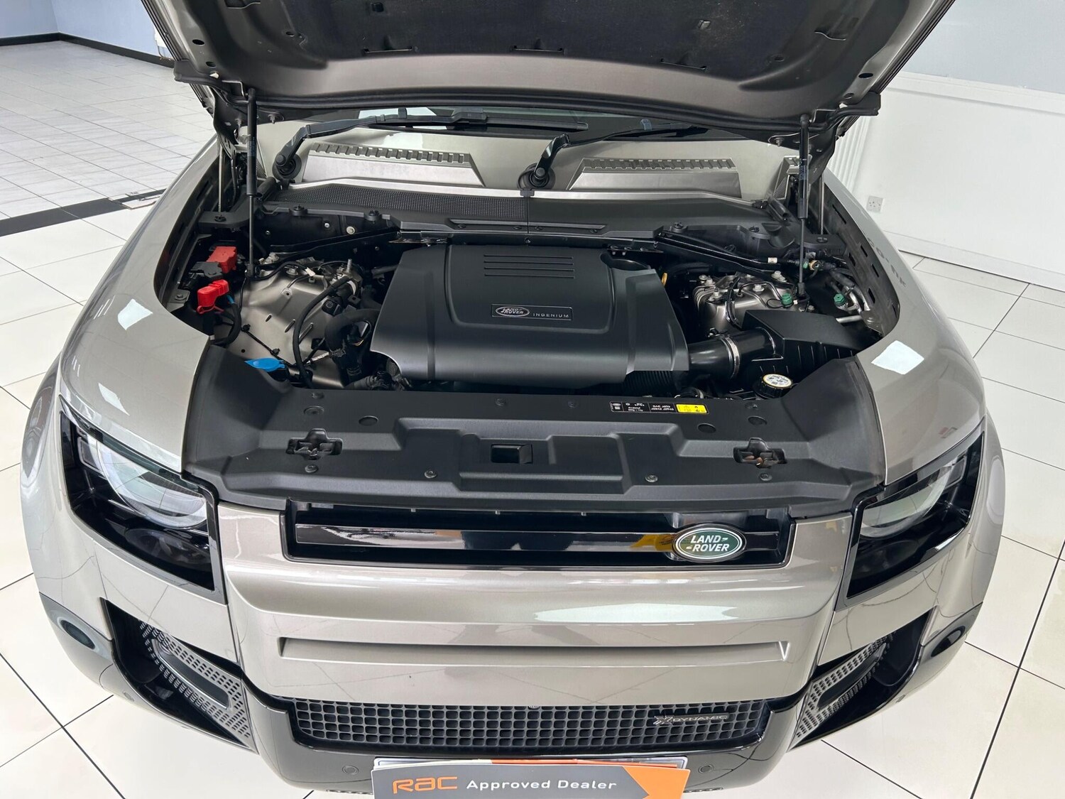 Used Land Rover Defender 110 2021 for sale - 75634219: Photo 84