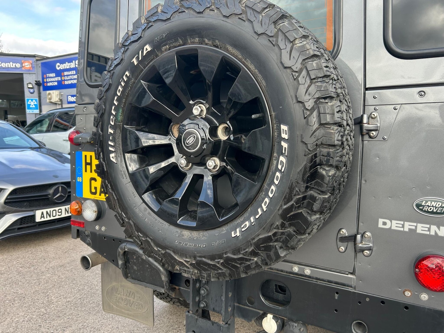 Used Land Rover Defender 2015 for sale - 77957432: Photo 30