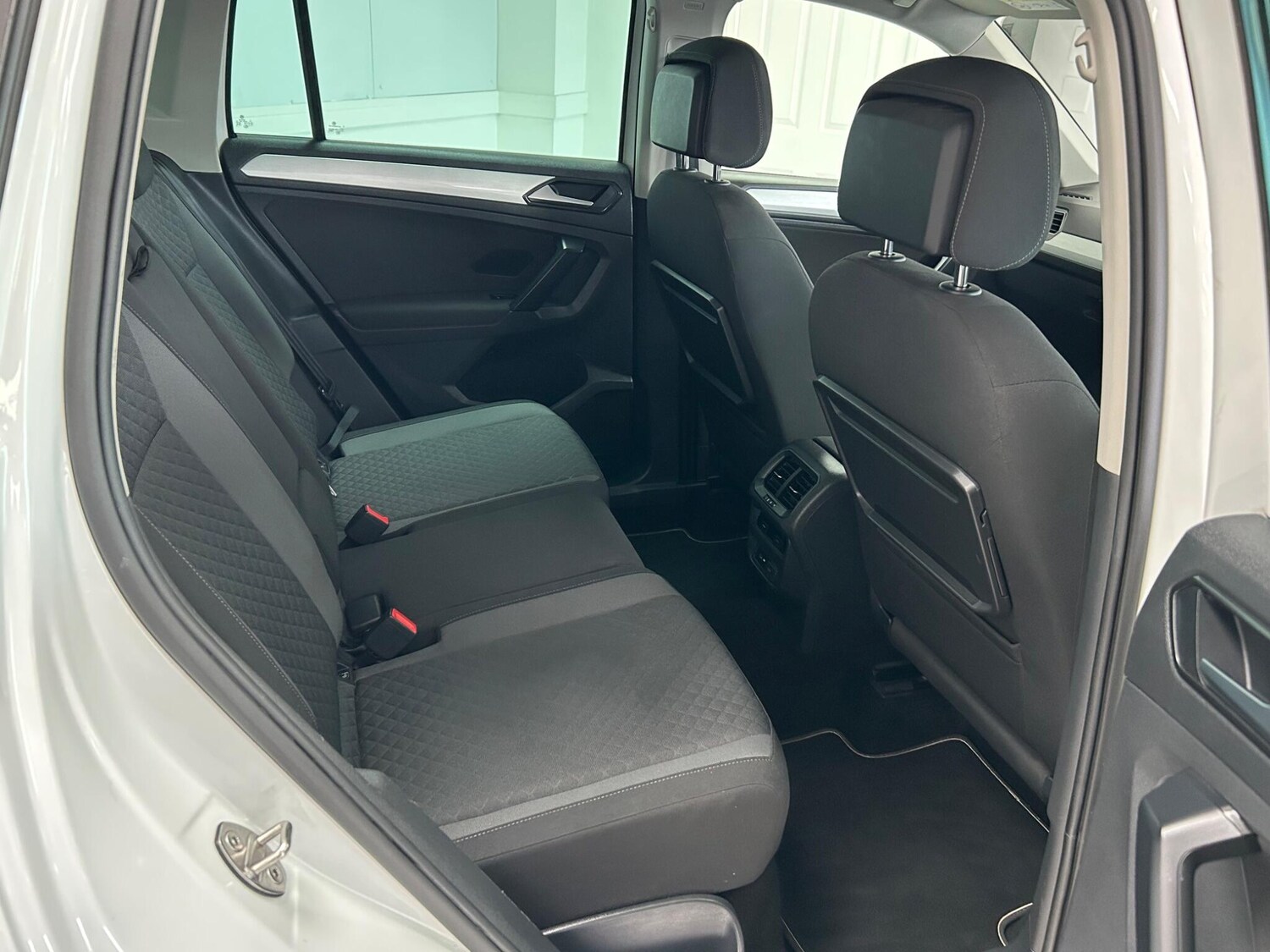 Used Volkswagen Tiguan 2018 for sale - 76226893: Photo 10