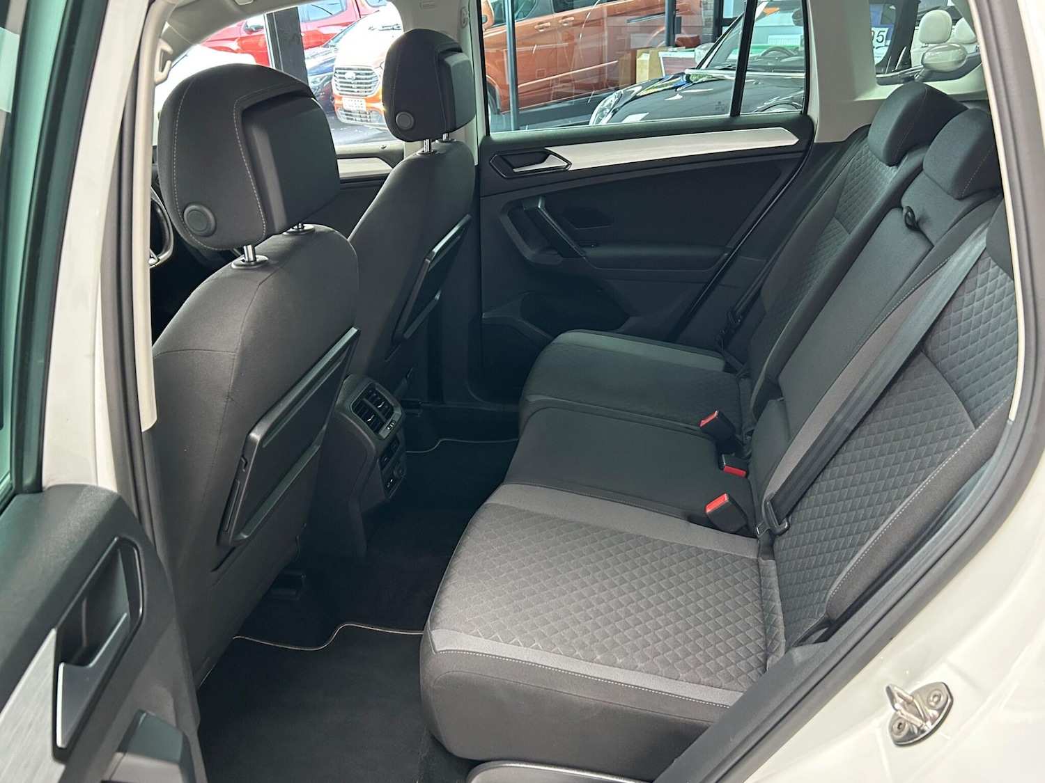 Used Volkswagen Tiguan 2018 for sale - 76226893: Photo 12