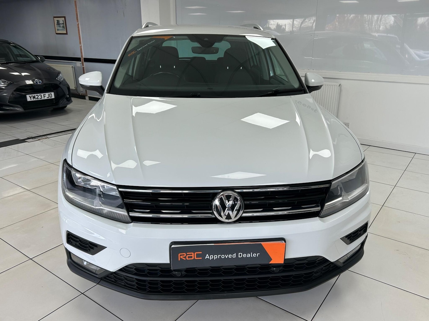 Used Volkswagen Tiguan 2018 for sale - 76226893: Photo 3