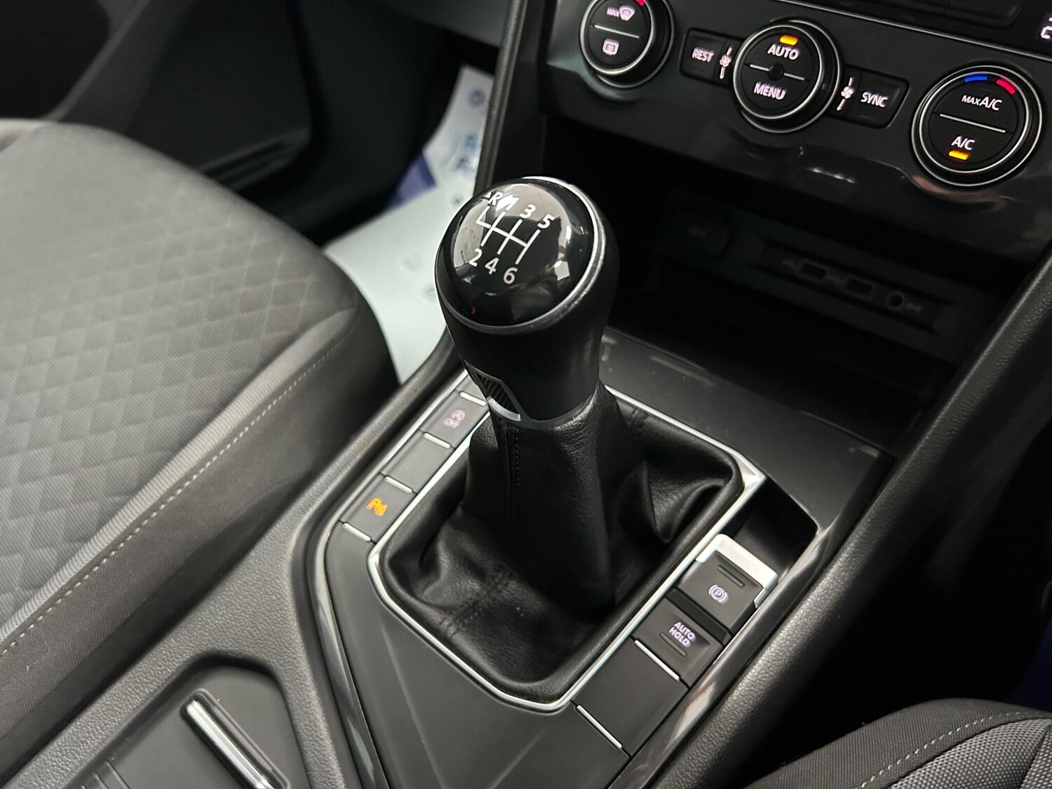 Used Volkswagen Tiguan 2018 for sale - 76226893: Photo 40