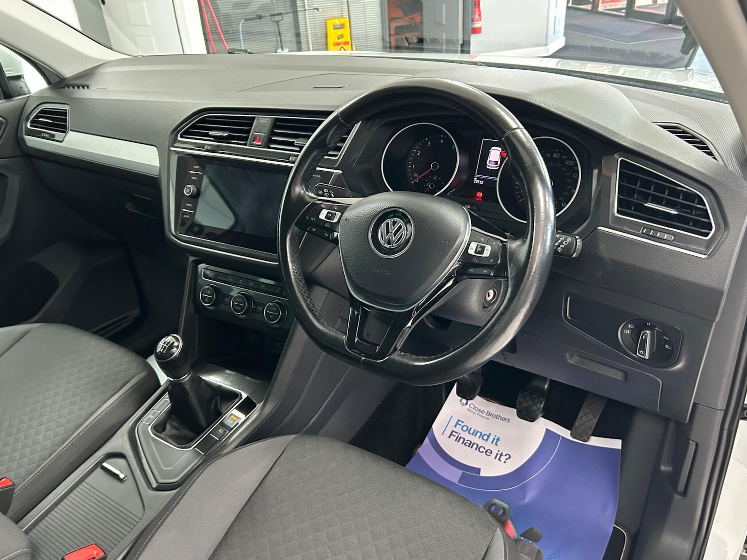 Used Volkswagen Tiguan 2018 for sale - 76226893: Photo 6