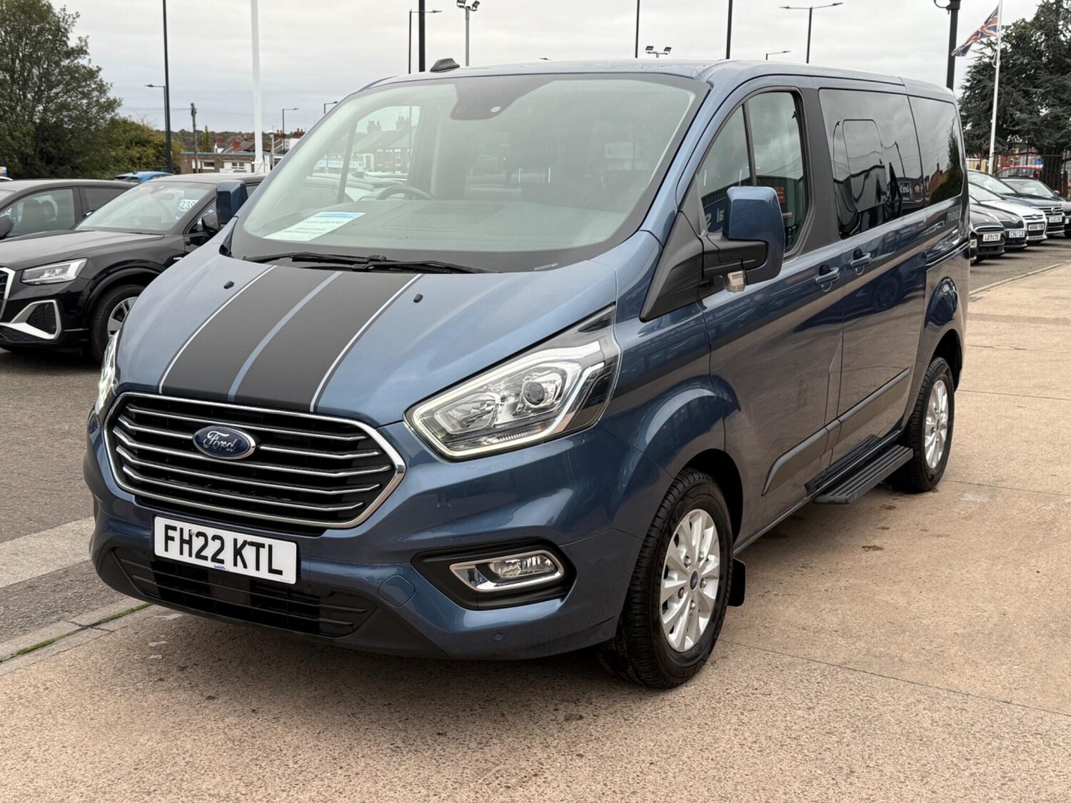 Used Ford Tourneo Custom 2022 for sale - 76031599: Photo 5