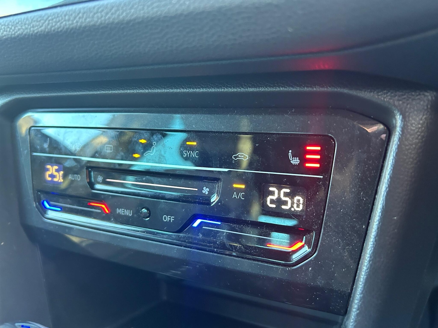 Used Volkswagen Tiguan 2024 for sale - 76689850: Photo 19