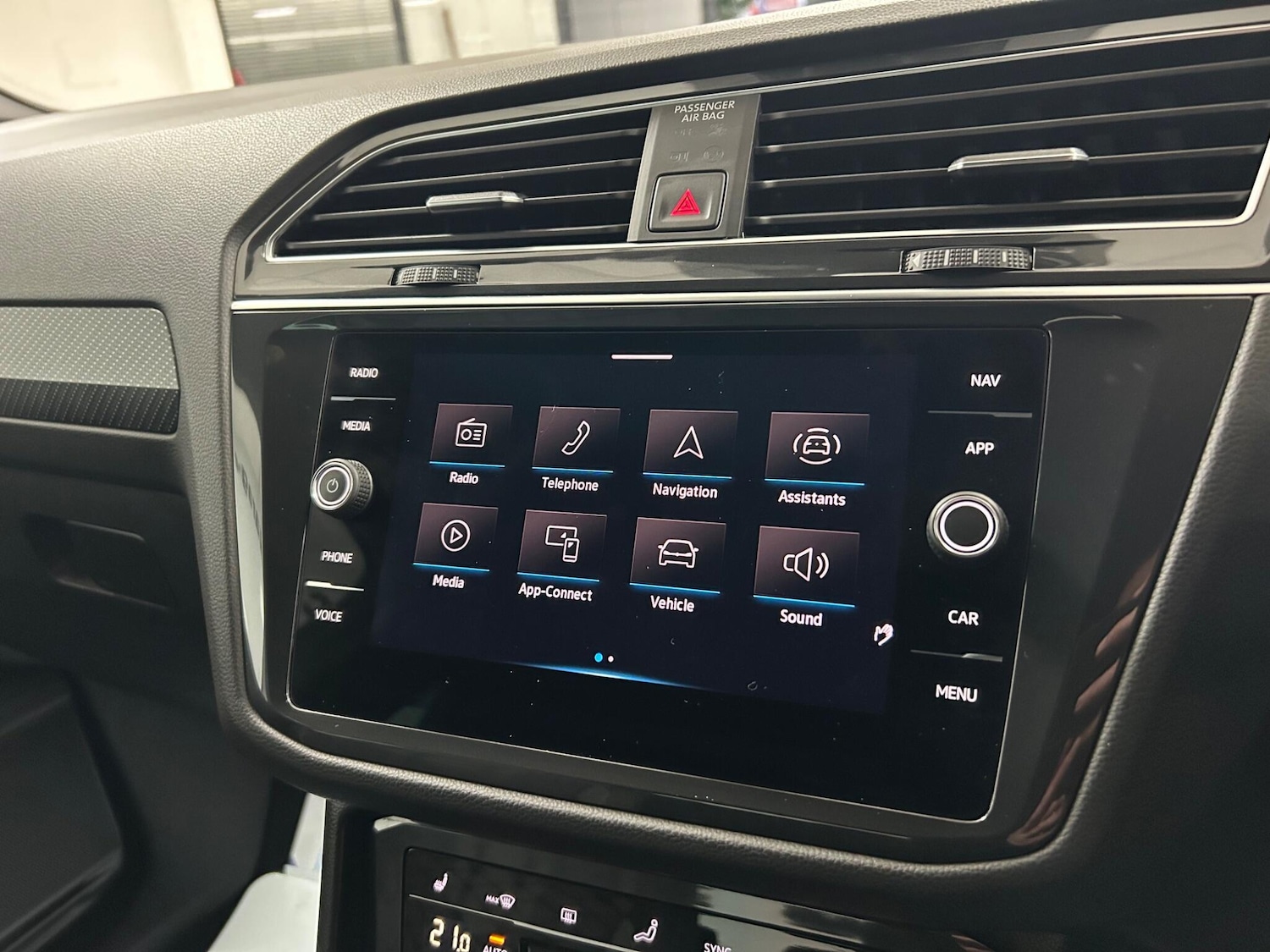 Used Volkswagen Tiguan 2024 for sale - 76689850: Photo 29