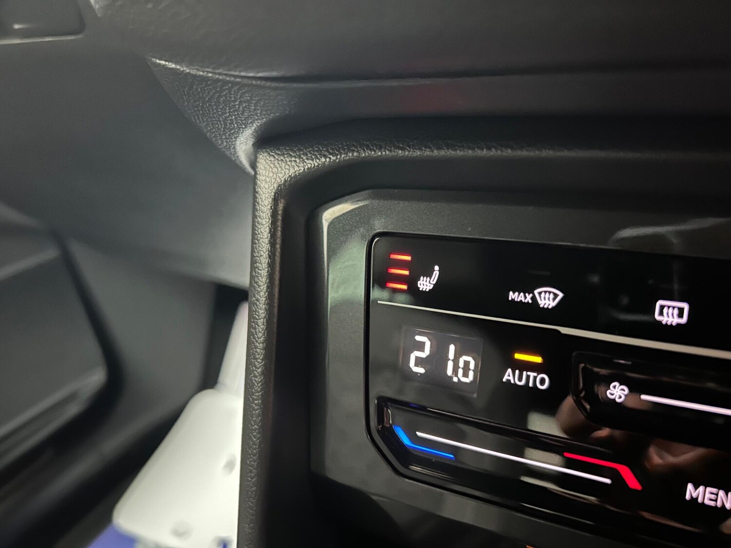 Used Volkswagen Tiguan 2024 for sale - 76689850: Photo 45