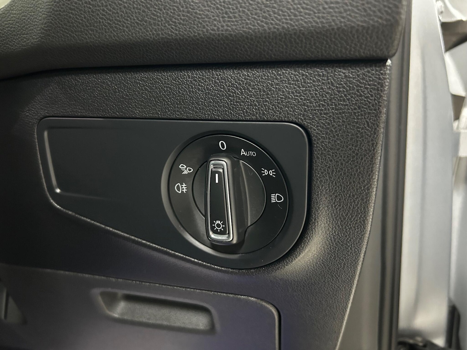 Used Volkswagen Tiguan 2024 for sale - 76689850: Photo 49