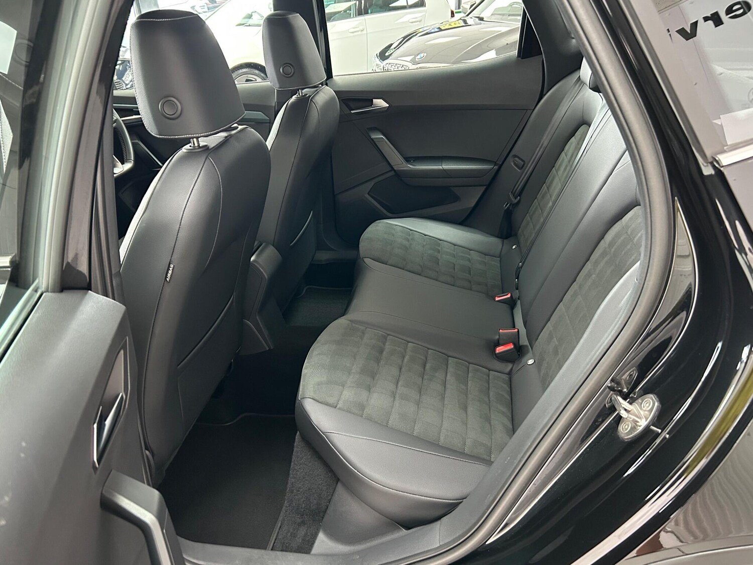 Used SEAT Arona 2024 for sale - 75657904: Photo 40