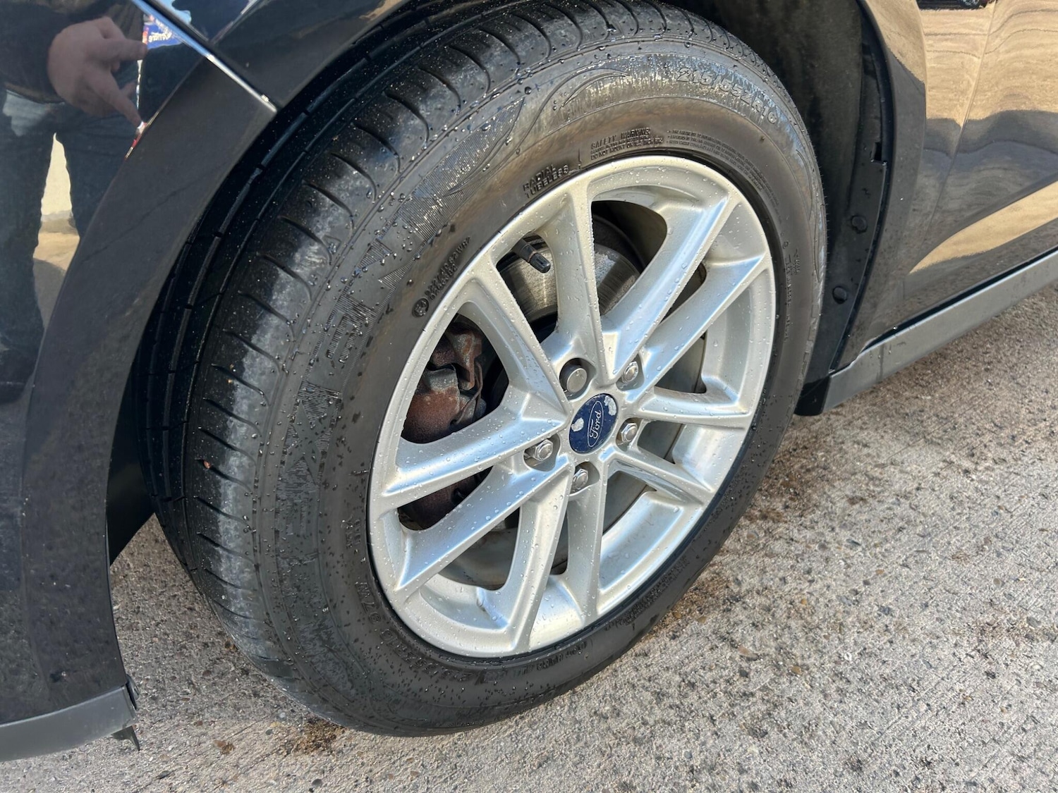 Used Ford C-Max 2017 for sale - 76735208: Photo 26