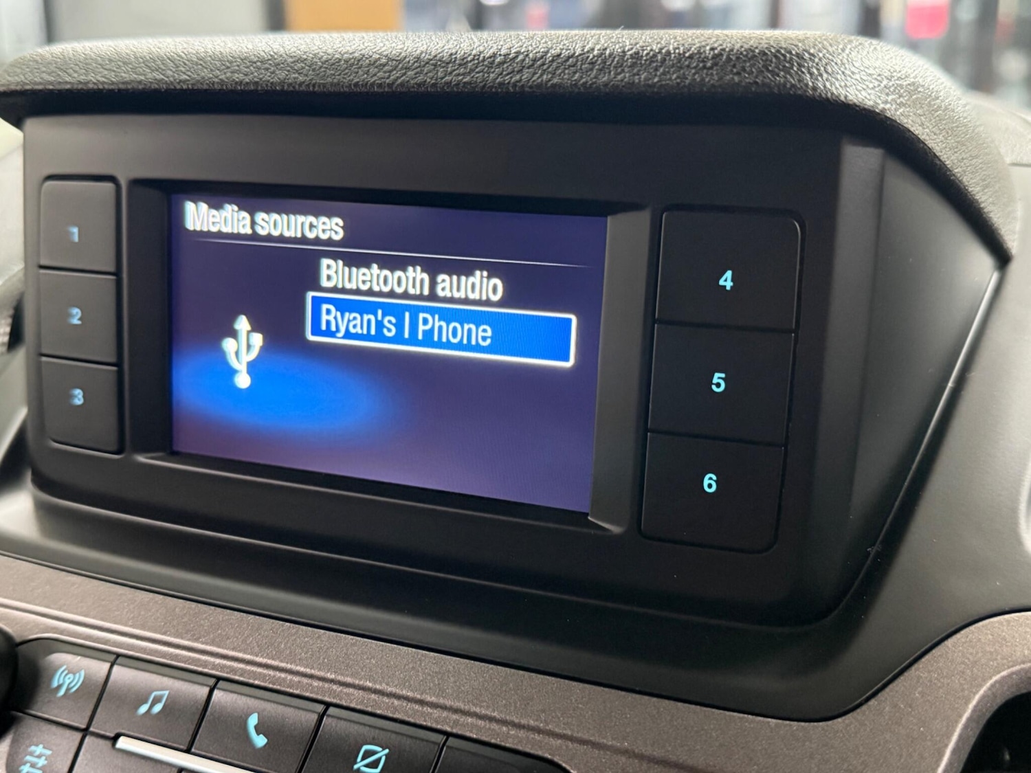 Used Ford Grand Tourneo Connect 2020 for sale - 76886792: Photo 27