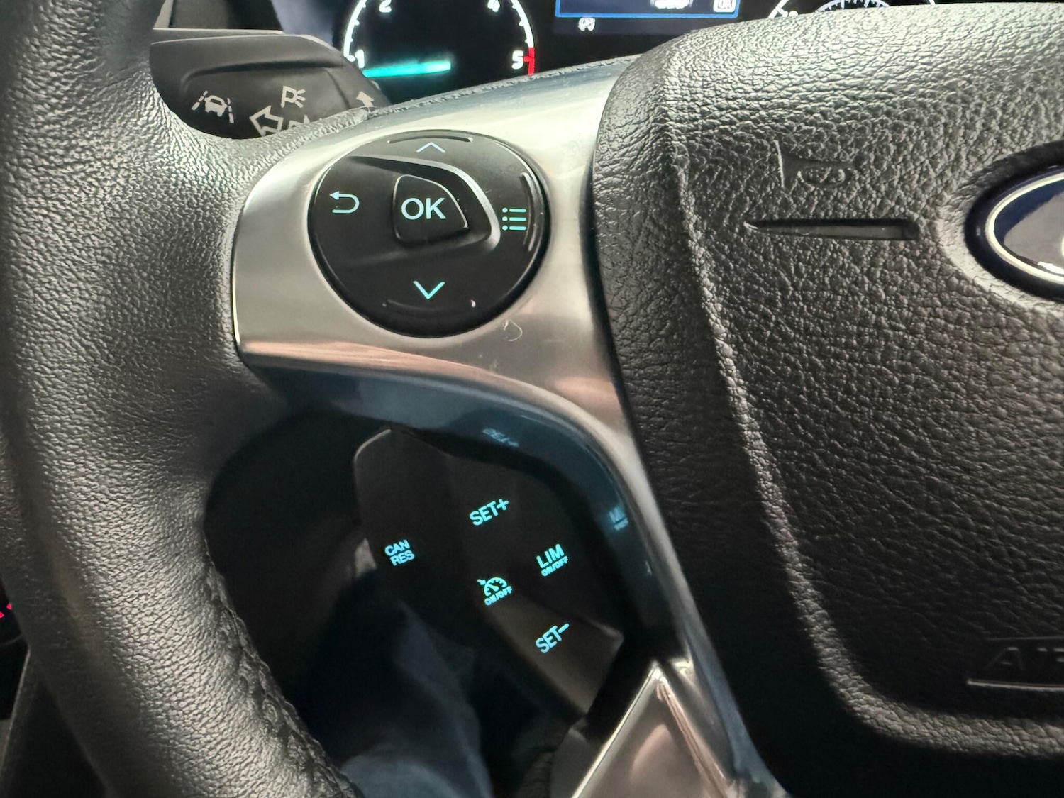 Used Ford Grand Tourneo Connect 2020 for sale - 76886792: Photo 32