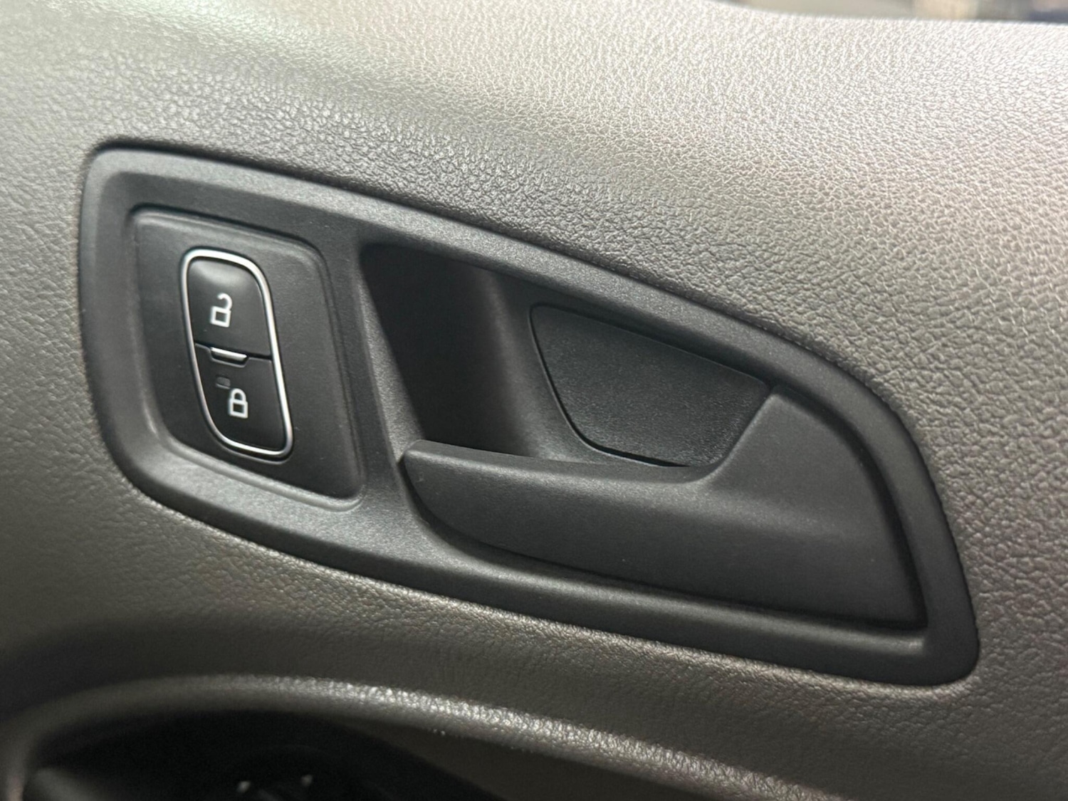 Used Ford Grand Tourneo Connect 2020 for sale - 76886792: Photo 42