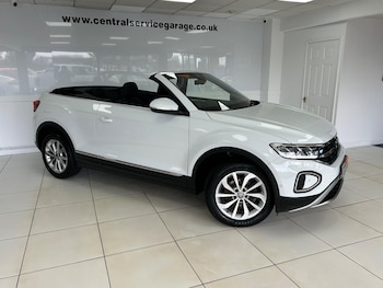 Used Volkswagen T-Roc 2023 for sale - 79116636: Photo