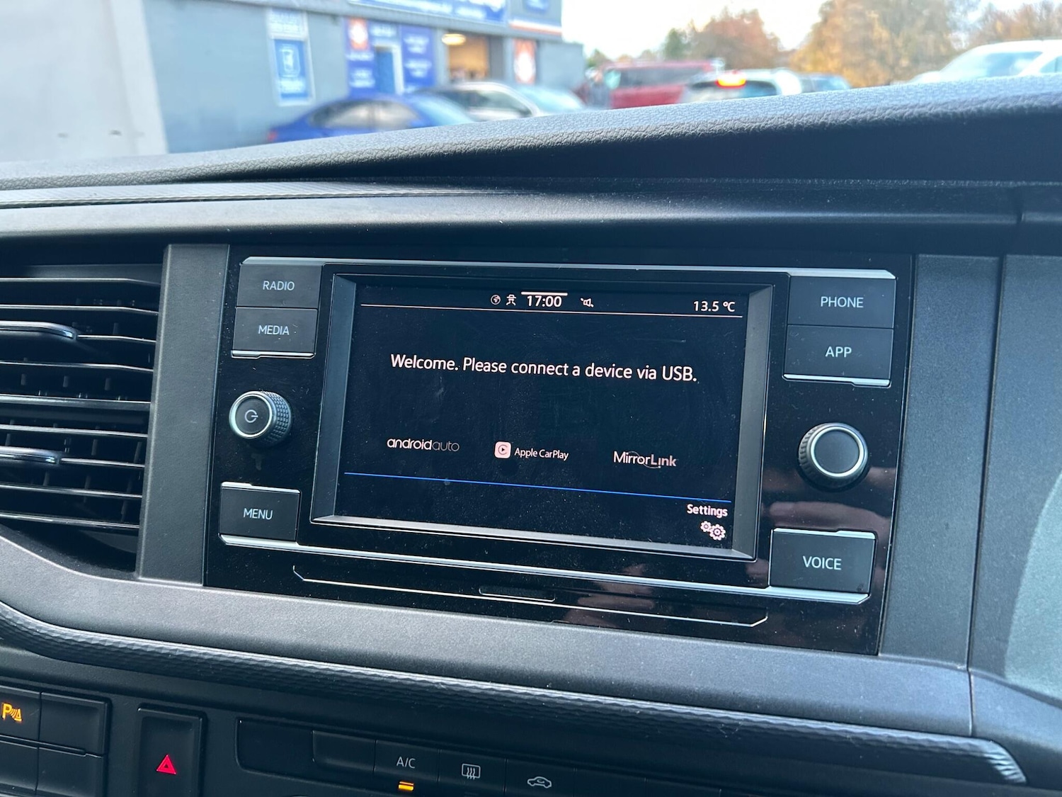 Used Volkswagen Transporter Shuttle 2020 for sale - 76432723: Photo 10