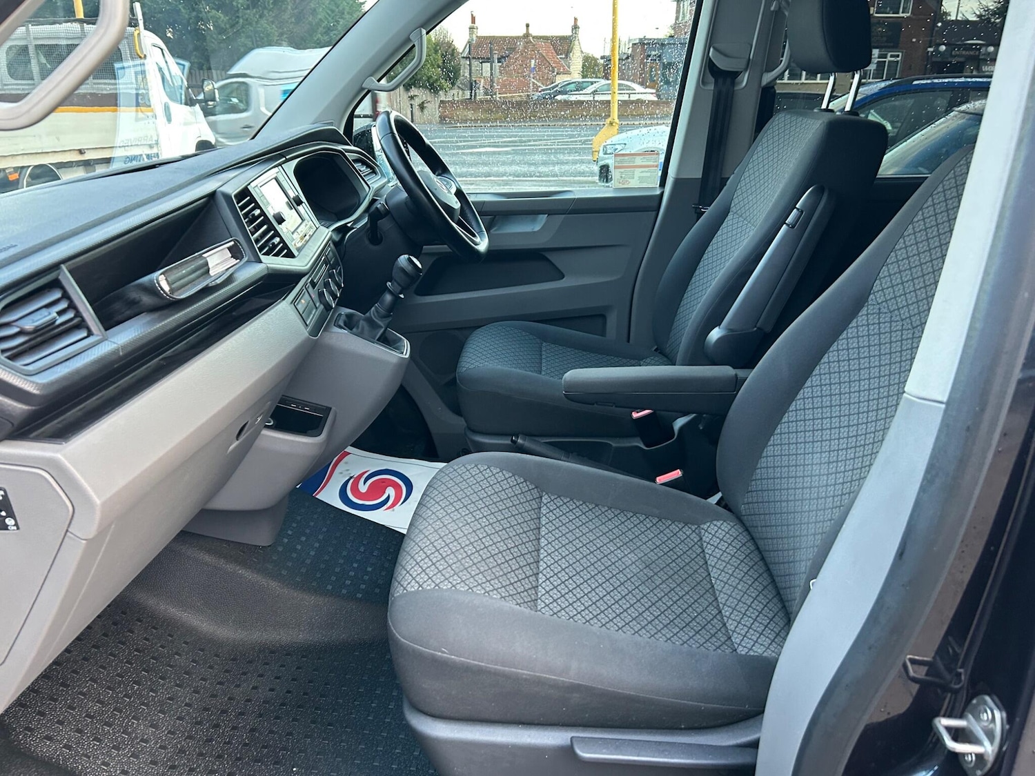 Used Volkswagen Transporter Shuttle 2020 for sale - 76432723: Photo 25