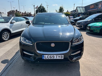 Used Jaguar F-Pace 2019 for sale - 79168597: Photo