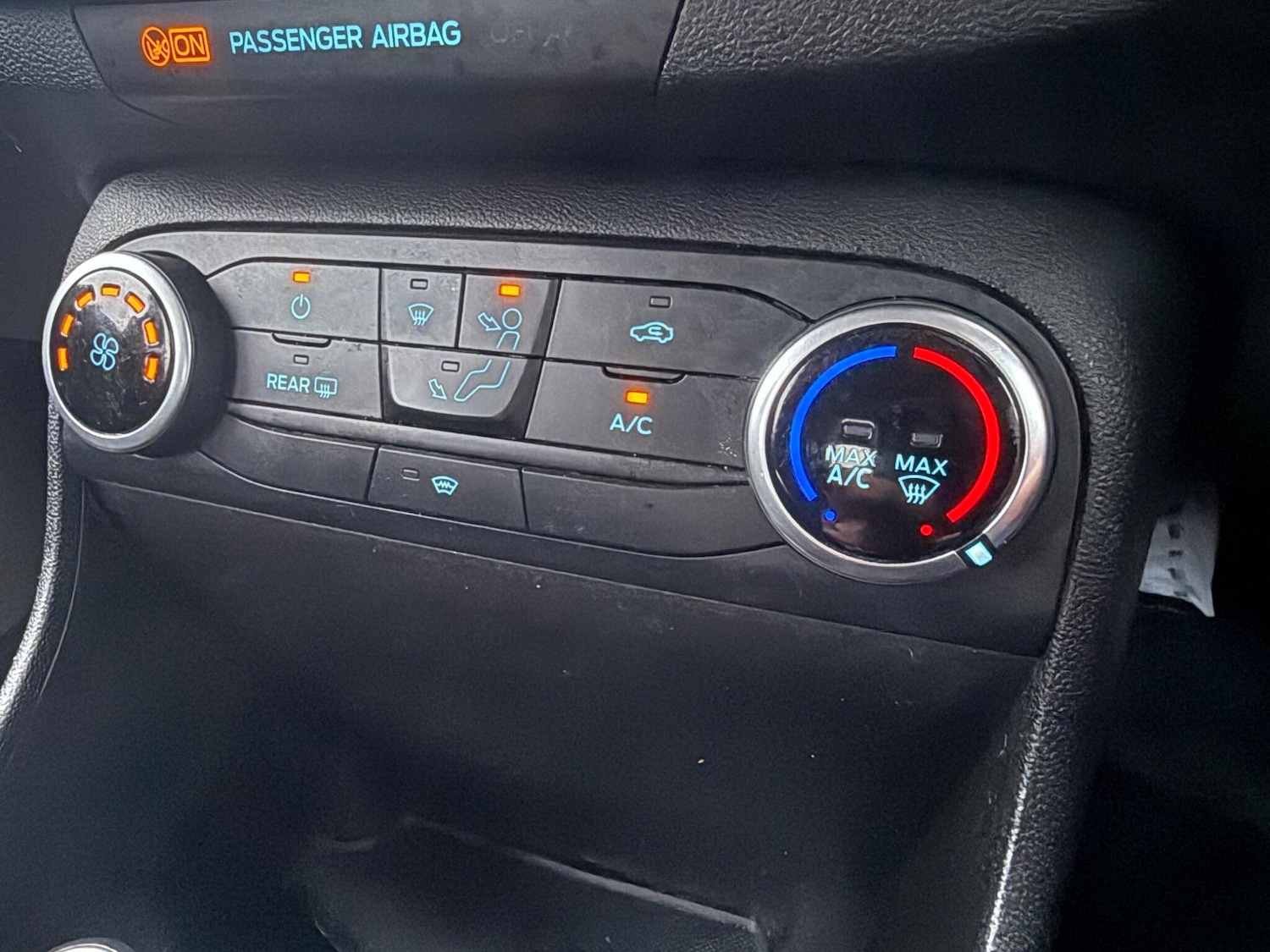 Used Ford Fiesta 2018 for sale - 77376200: Photo 18