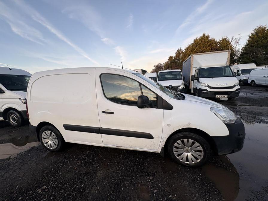 Used Citroen Berlingo 2015 for sale - 77068135: Photo 4