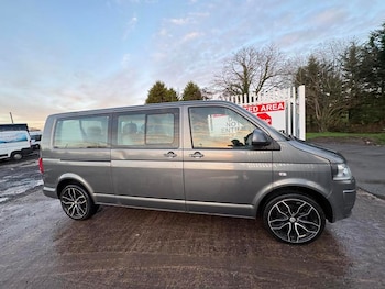 Used Volkswagen Transporter Shuttle 2012 for sale - 76978451: Photo