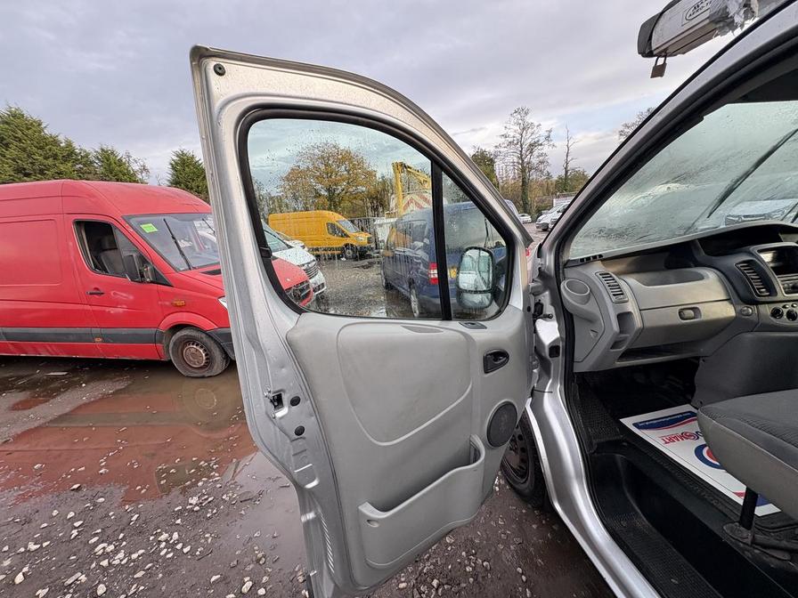 Used Vauxhall Vivaro 2011 for sale - 76501724: Photo 19