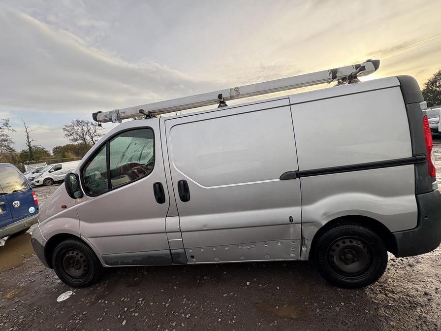 Used Vauxhall Vivaro 2011 for sale - 76501724: Photo 4