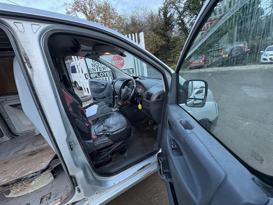 Used Peugeot Expert 2015 for sale - 76529083: Photo 13