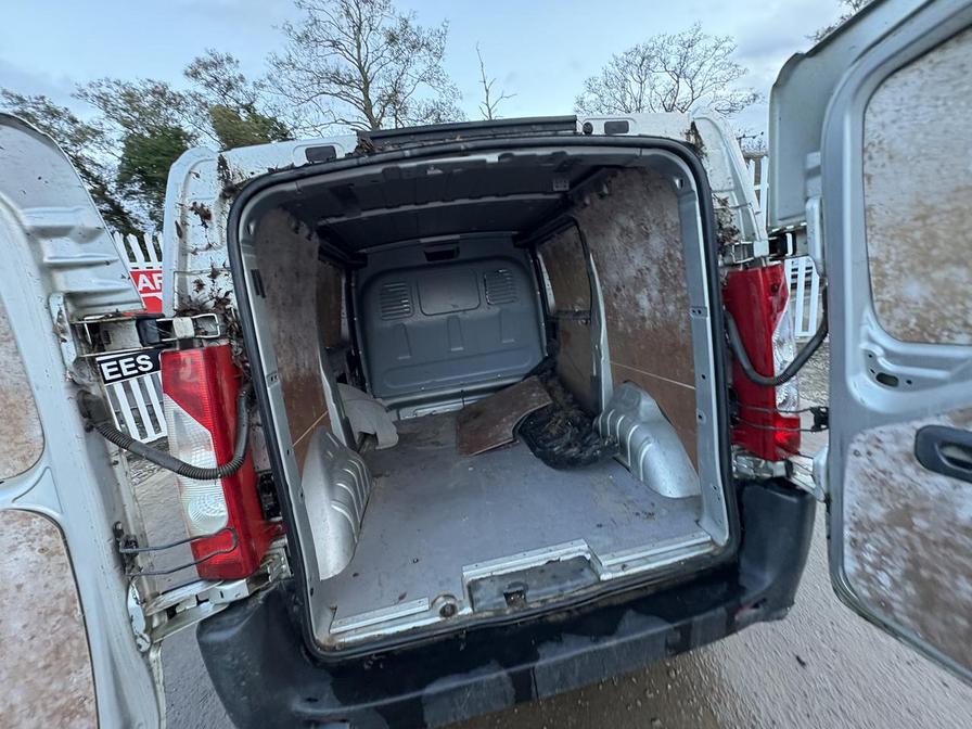 Used Peugeot Expert 2015 for sale - 76529083: Photo 15