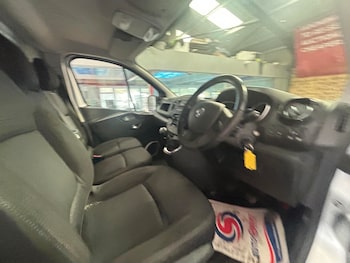 Used Vauxhall Vivaro 2018 for sale - 75592852: Photo