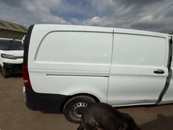 Used Mercedes-Benz Vito 2021 for sale - 74601224: Photo