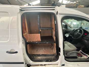 Used Volkswagen Caddy Maxi 2010 for sale - 74947922: Photo