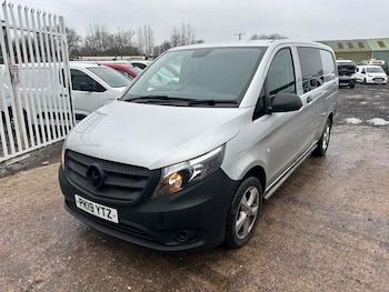 Used Mercedes-Benz Vito 2019 for sale - 77051132: Photo