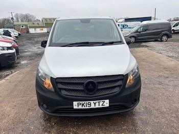 Used Mercedes-Benz Vito 2019 for sale - 77051132: Photo