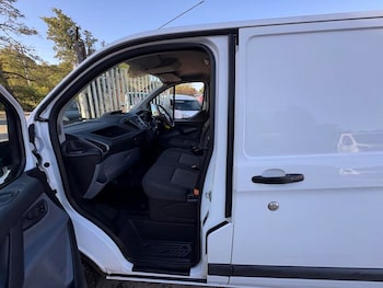 Used Ford Transit Custom 2016 for sale - 76037548: Photo 2