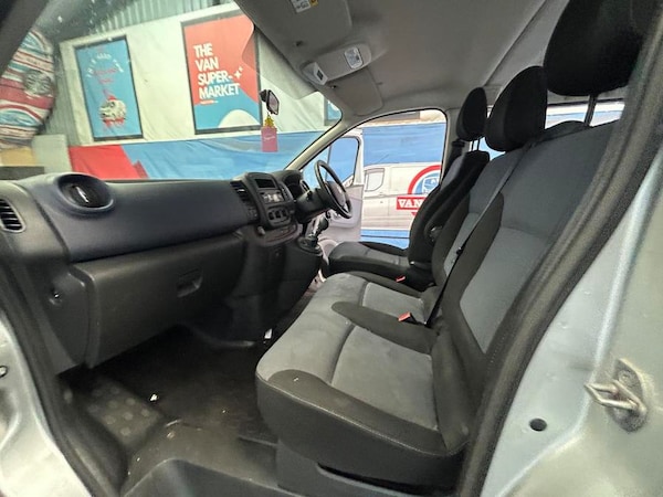 Used Vauxhall Vivaro 2017 for sale - 76155451: Photo 12