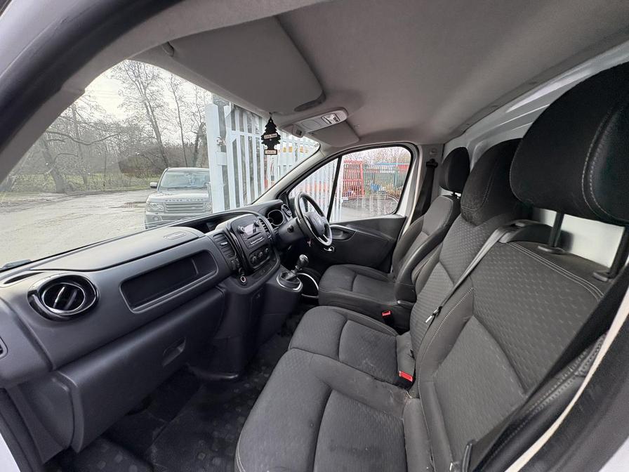 Used Vauxhall Vivaro 2018 for sale - 77051129: Photo 10
