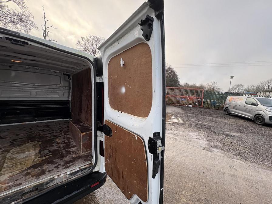 Used Vauxhall Vivaro 2018 for sale - 77051129: Photo 13