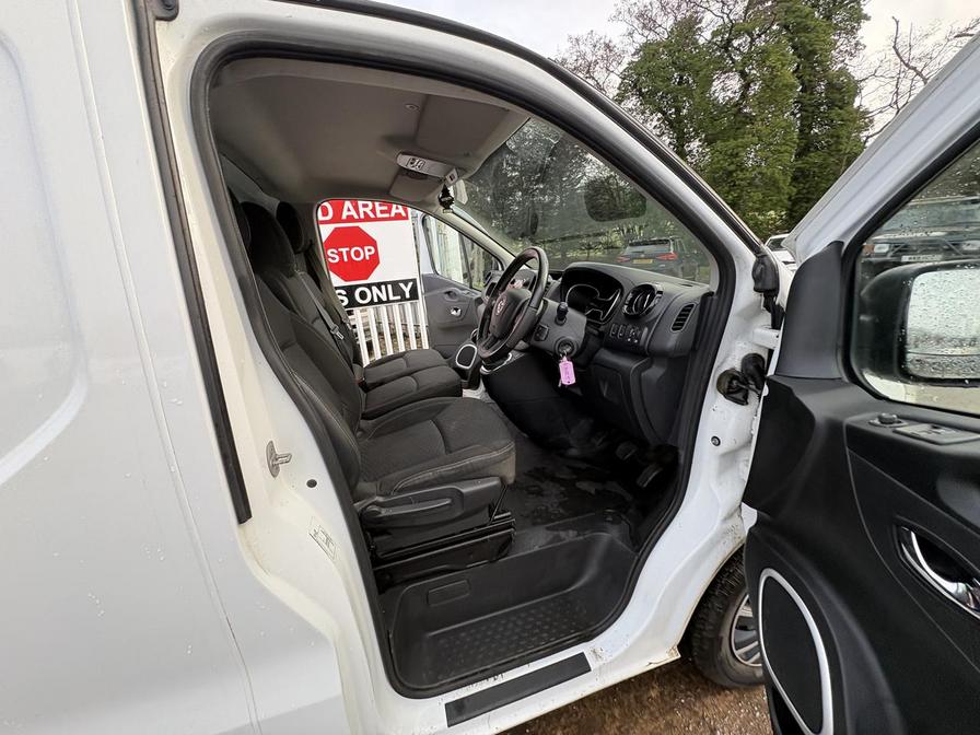 Used Vauxhall Vivaro 2018 for sale - 77051129: Photo 20