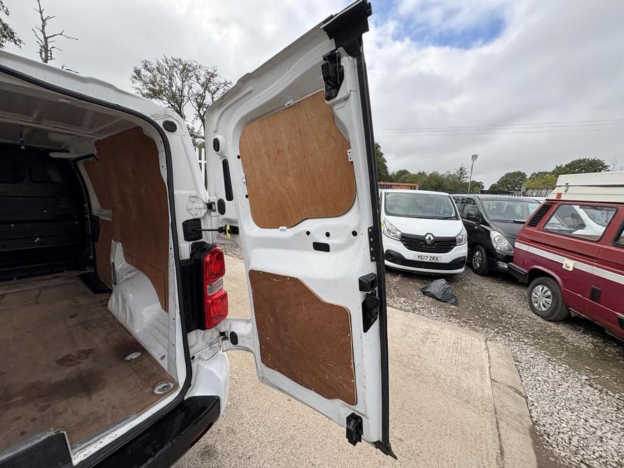 Used Vauxhall Vivaro 2019 for sale - 76731991: Photo 12