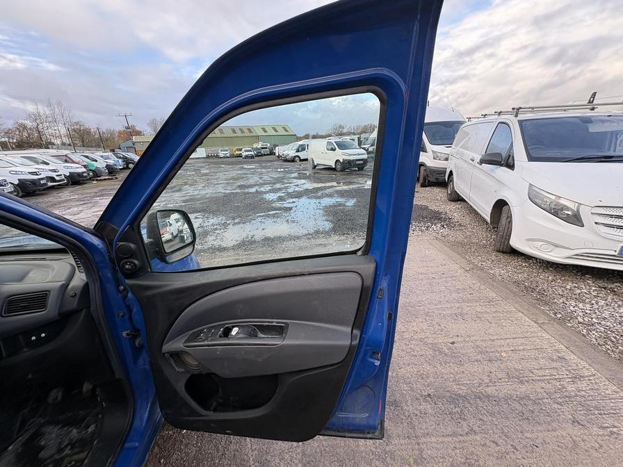 Used Fiat Doblo 2016 for sale - 76856649: Photo 17