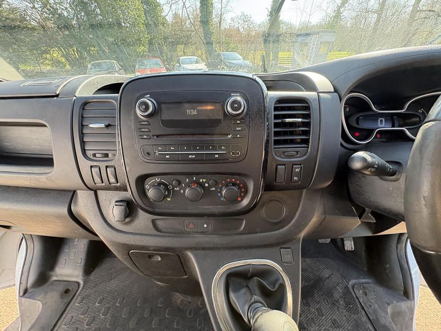 Used Vauxhall Vivaro 2017 for sale - 77983137: Photo 19