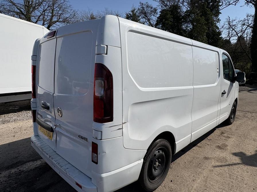 Used Vauxhall Vivaro 2017 for sale - 77983137: Photo 4
