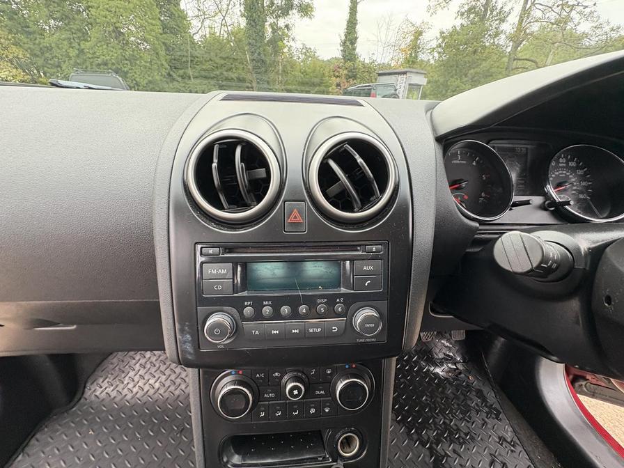 Used Nissan Qashqai 2011 for sale - 76459502: Photo 11