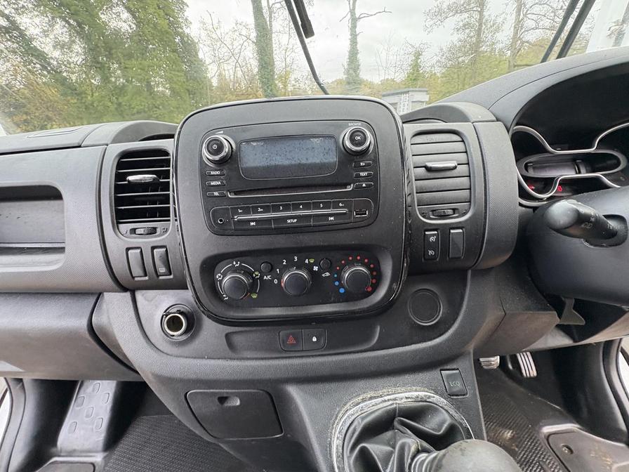 Used Vauxhall Vivaro 2017 for sale - 76459501: Photo 13