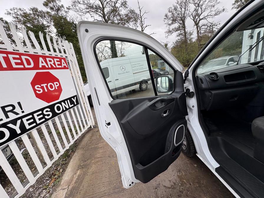 Used Vauxhall Vivaro 2017 for sale - 76459501: Photo 15