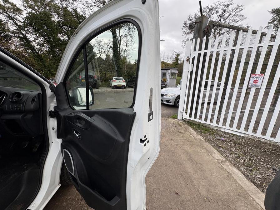 Used Vauxhall Vivaro 2017 for sale - 76459501: Photo 18