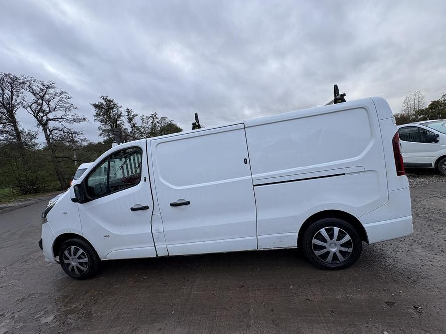 Used Vauxhall Vivaro 2017 for sale - 76459501: Photo 4