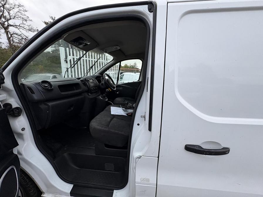 Used Vauxhall Vivaro 2017 for sale - 76459501: Photo 5
