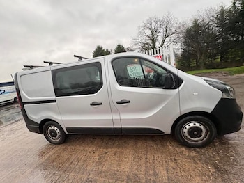 Used Vauxhall Vivaro 2018 for sale - 77051120: Photo