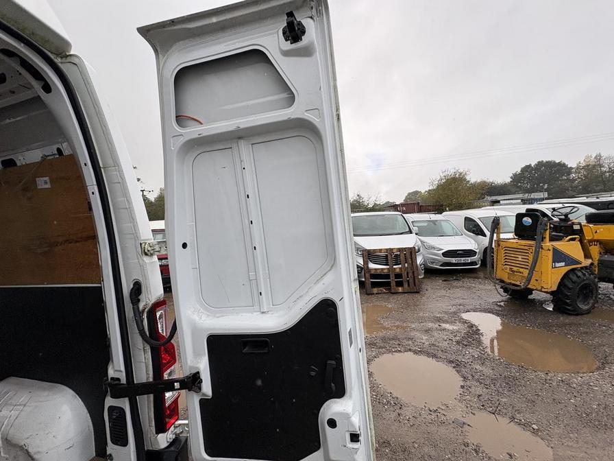 Used Vauxhall Movano 2012 for sale - 76339083: Photo 8